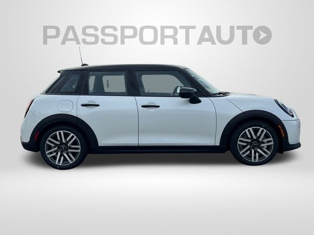 2025 MINI Cooper Hardtop Base
