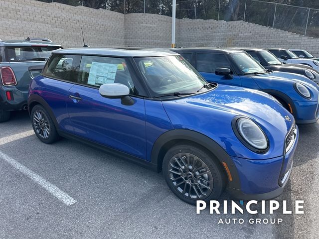 2025 MINI Cooper Hardtop Base