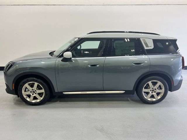 2025 MINI Countryman SE