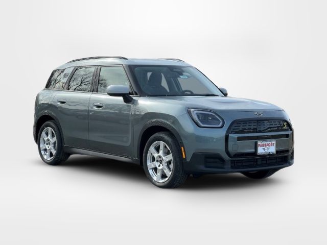 2025 MINI Countryman SE