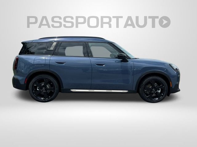 2025 MINI Countryman SE
