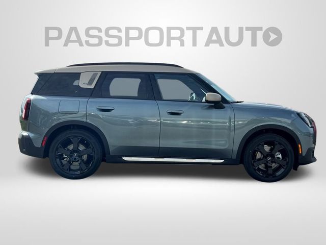 2025 MINI Countryman SE
