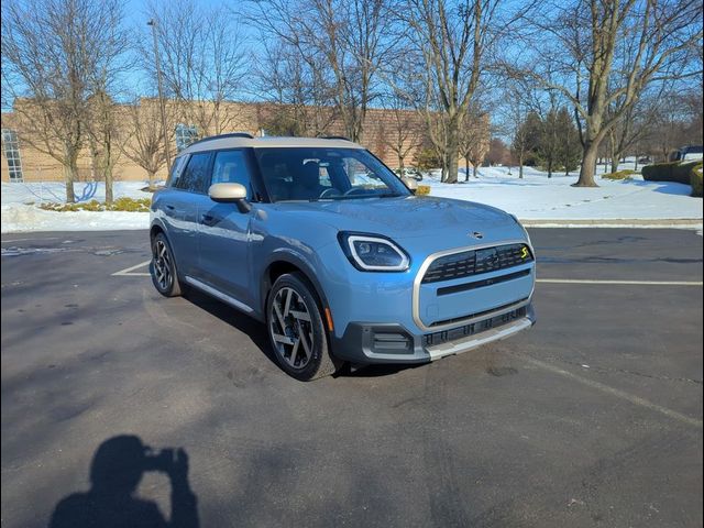 2025 MINI Countryman SE