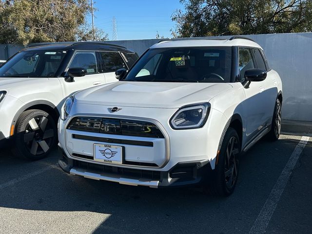 2025 MINI Countryman SE