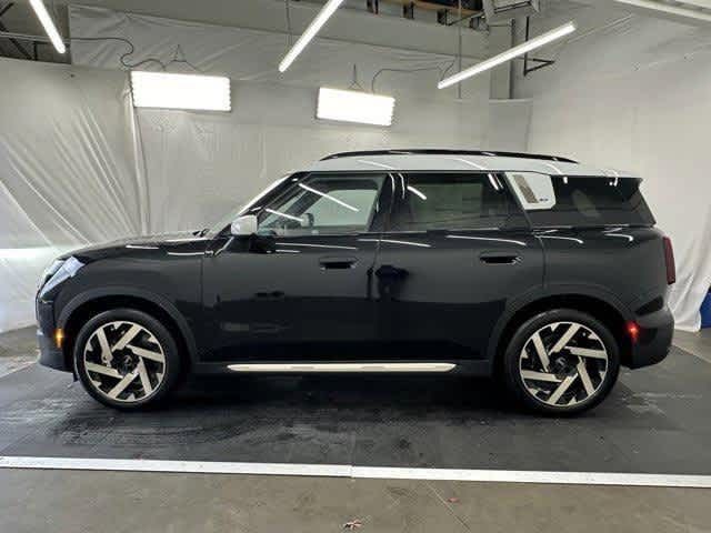 2025 MINI Countryman SE