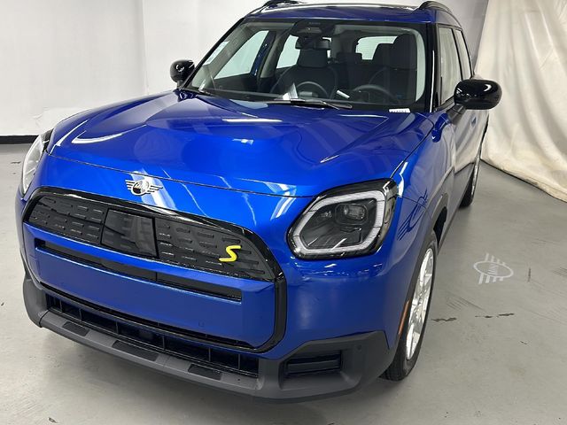 2025 MINI Countryman SE