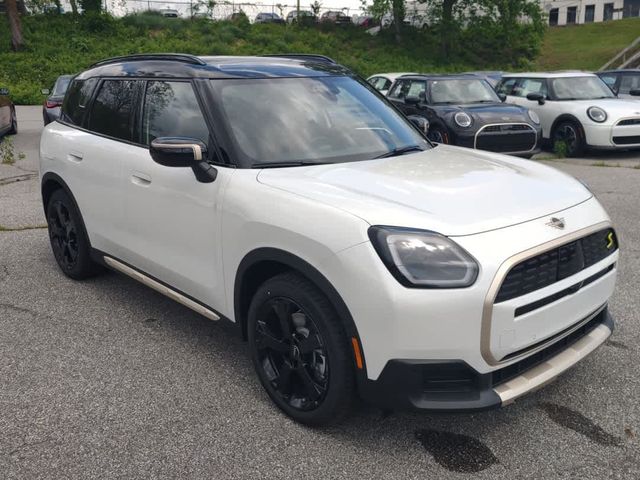 2025 MINI Countryman SE