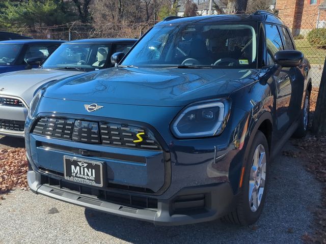 2025 MINI Countryman SE