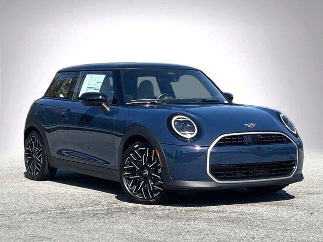 2025 MINI Cooper Hardtop Base