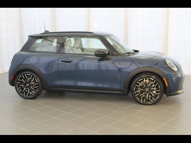 2025 MINI Cooper Hardtop Base