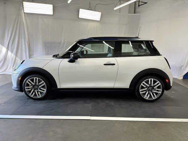 2025 MINI Cooper Hardtop Base