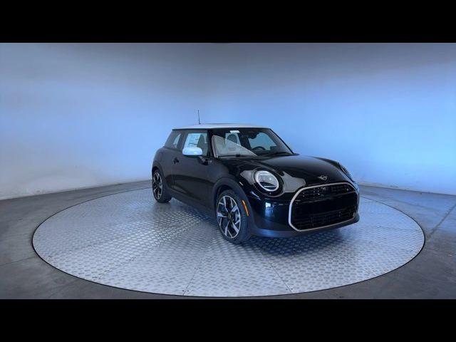 2025 MINI Cooper Hardtop Base