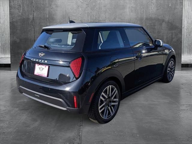 2025 MINI Cooper Hardtop Base