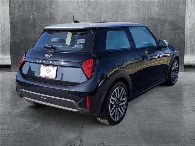 2025 MINI Cooper Hardtop Base