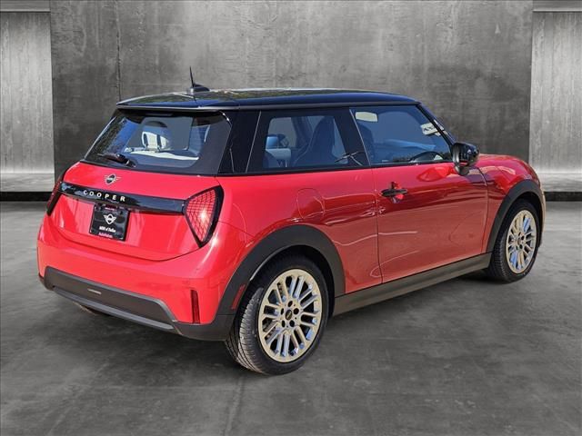 2025 MINI Cooper Hardtop Base