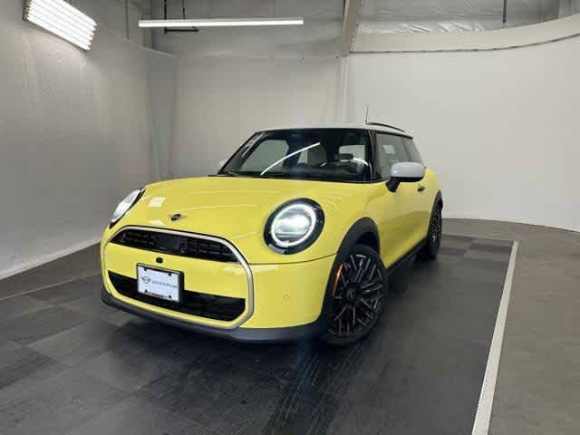 2025 MINI Cooper Hardtop Base