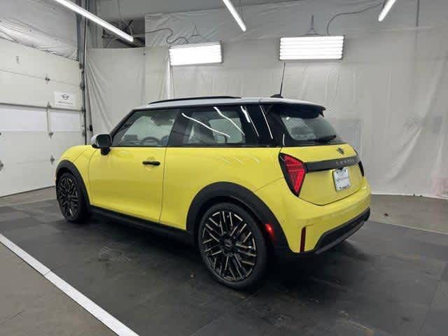 2025 MINI Cooper Hardtop Base