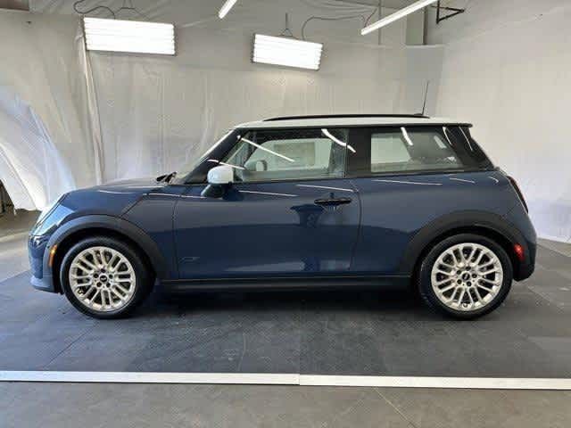 2025 MINI Cooper Hardtop Base