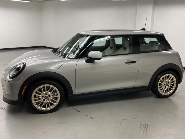 2025 MINI Cooper Hardtop Base