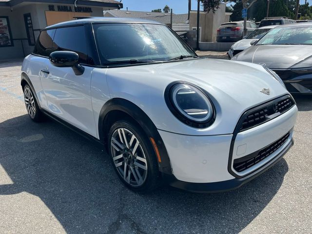 2025 MINI Cooper Hardtop Base