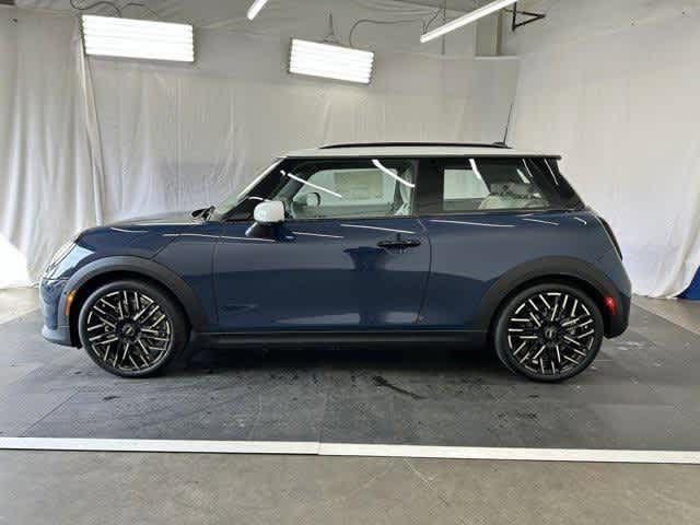 2025 MINI Cooper Hardtop Base