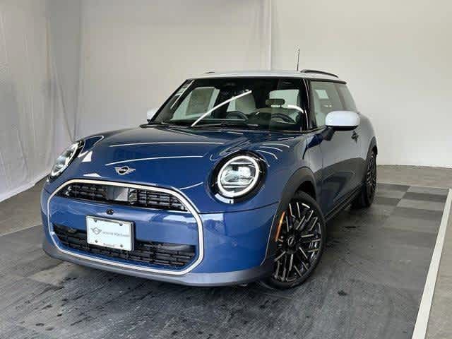 2025 MINI Cooper Hardtop Base