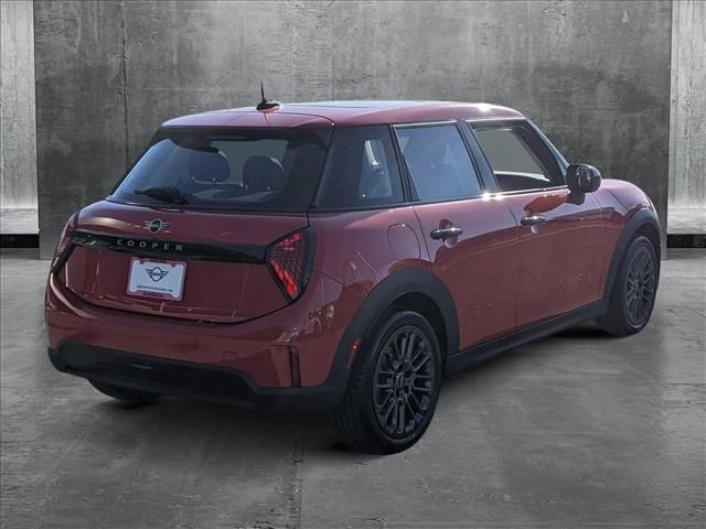 2025 MINI Hardtop 4 Door C Signature Trim