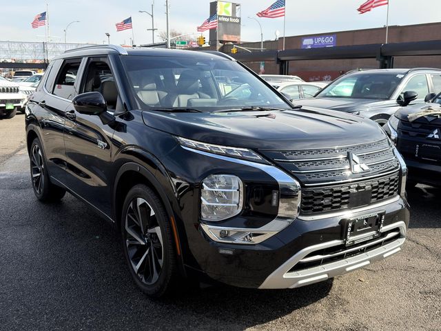 2025 Mitsubishi Outlander Plug-In Hybrid SEL