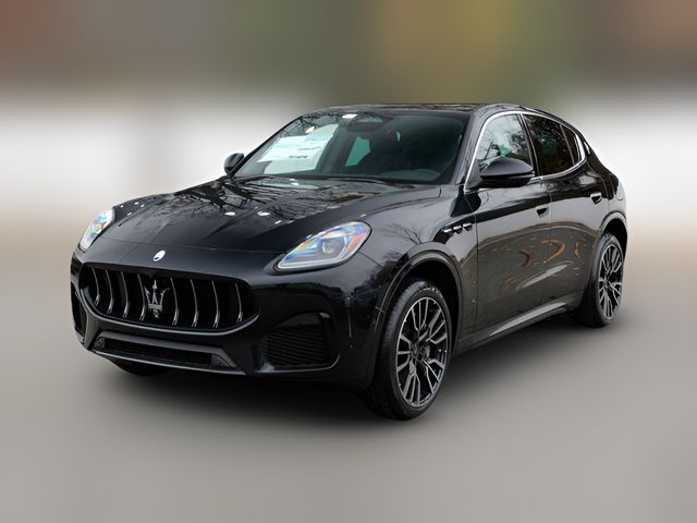 2025 Maserati Grecale Base