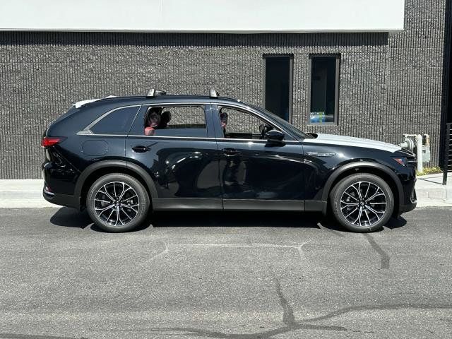 2025 Mazda CX-70 PHEV Premium Plus Package