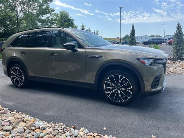 2025 Mazda CX-70 PHEV Premium Package