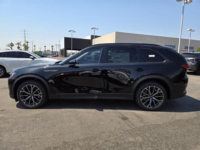 2025 Mazda CX-70 PHEV Premium Package