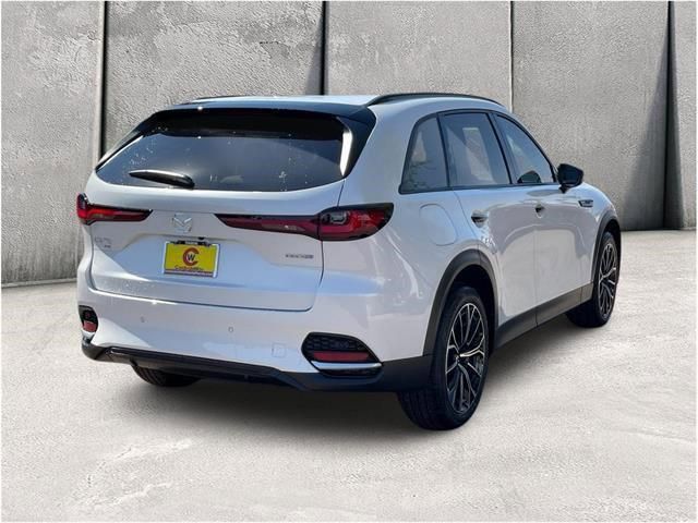 2025 Mazda CX-70 PHEV Premium Package