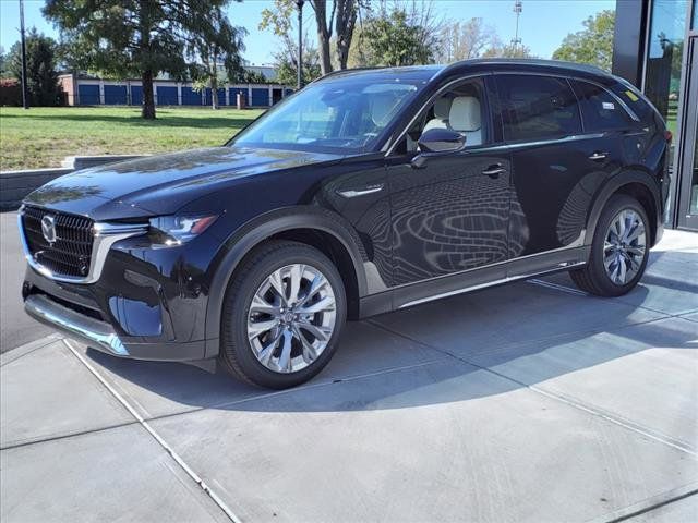 2025 Mazda CX-90 Premium Plus Package