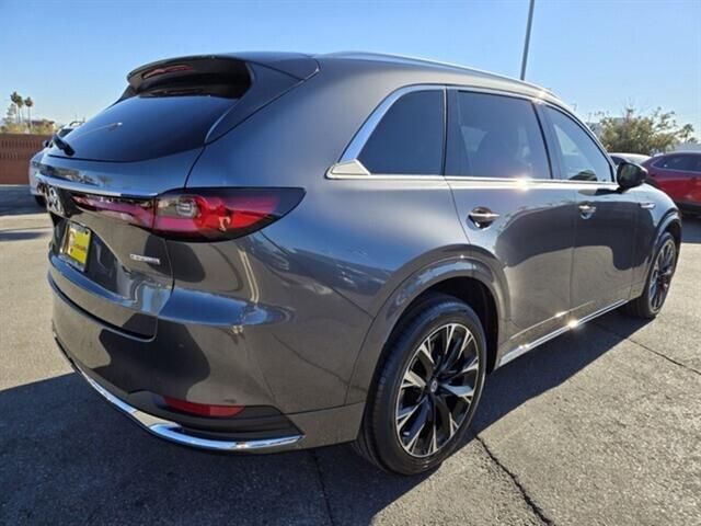 2025 Mazda CX-90 S Premium Package