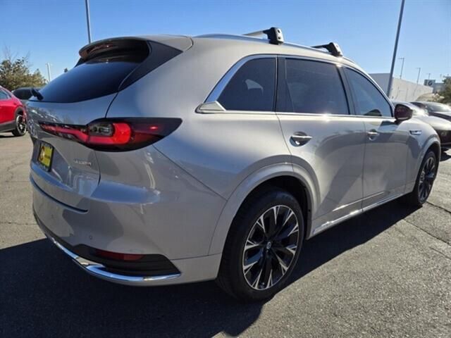 2025 Mazda CX-90 S Premium Package