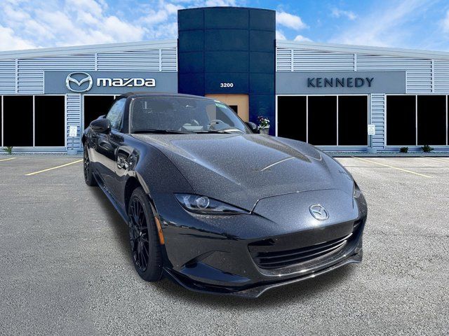 2025 Mazda MX-5 Miata Club