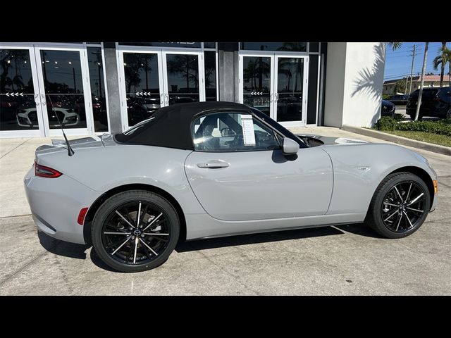 2025 Mazda MX-5 Miata Grand Touring