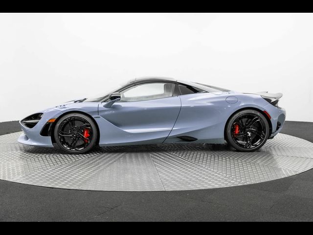 2025 McLaren 750S Base
