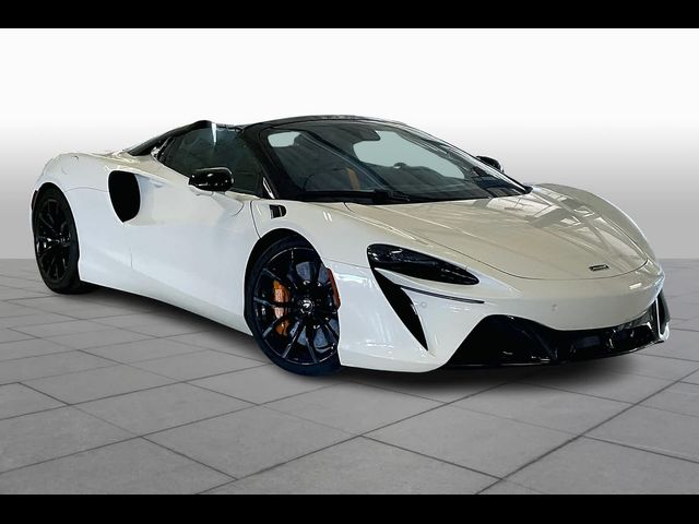 2025 McLaren Artura Base