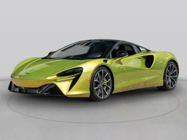 2025 McLaren Artura Base