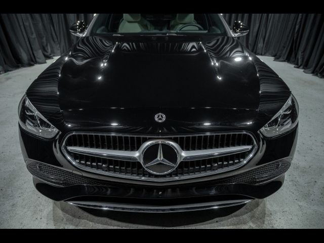 2025 Mercedes-Benz C-Class 300