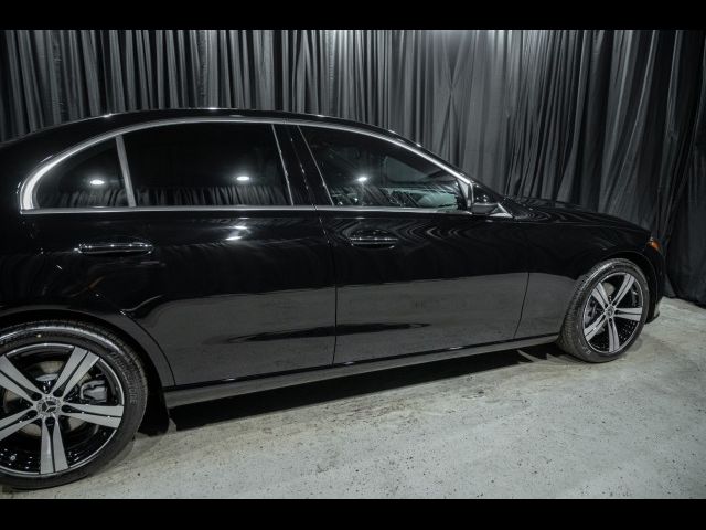 2025 Mercedes-Benz C-Class 300