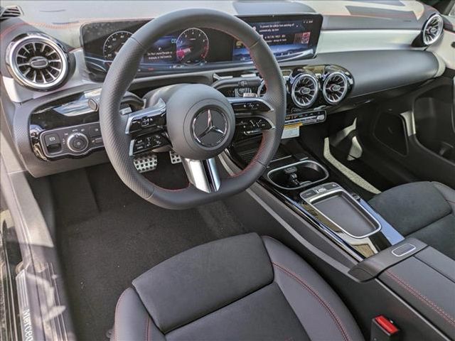 2025 Mercedes-Benz CLA 250