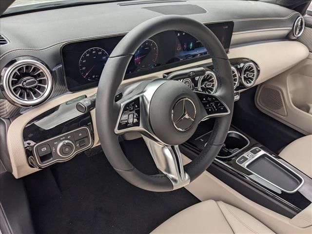 2025 Mercedes-Benz CLA 250