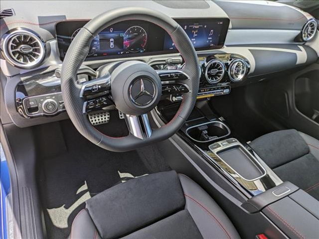 2025 Mercedes-Benz CLA 250