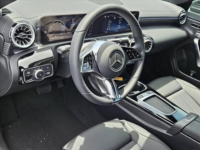 2025 Mercedes-Benz CLA 250