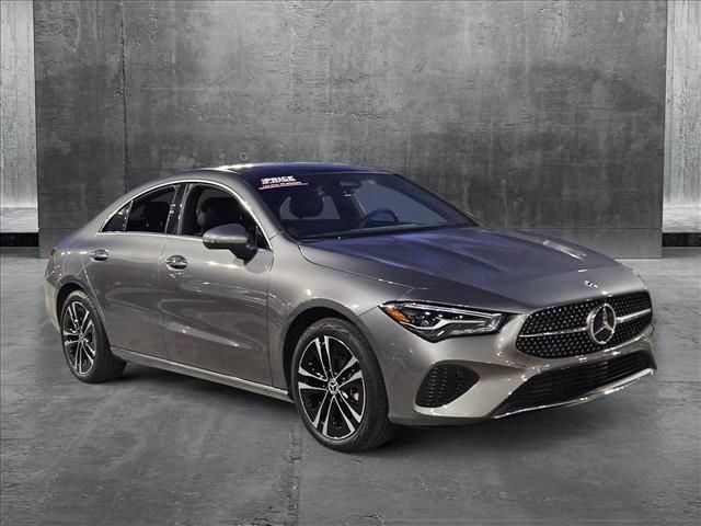 2025 Mercedes-Benz CLA 250