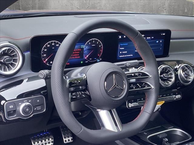 2025 Mercedes-Benz CLA 250