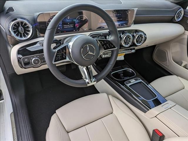 2025 Mercedes-Benz CLA 250